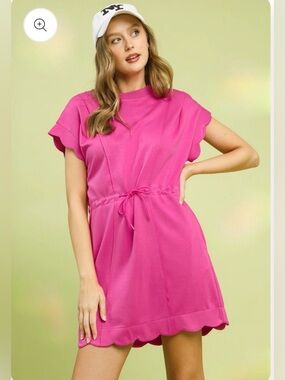 Umgee Pink Scuba Cap Sleeve Mini Dress with Scalloped Hem Size M